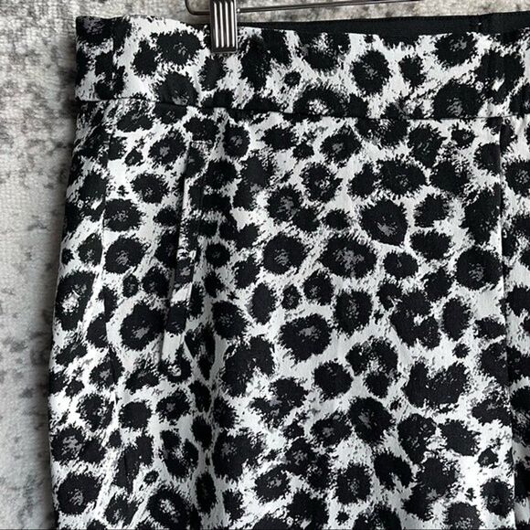 Lane Bryant The Allie Leggings Plus Size 24 Animal Print Monotone Black White - Picture 3 of 11